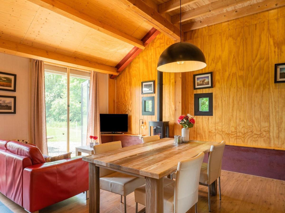 A Lovely Cottage On The Dwingelderveld Nature Park Beilen Esterno foto
