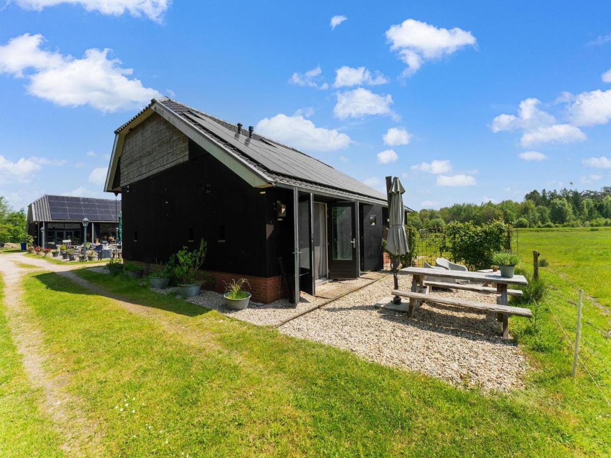 A Lovely Cottage On The Dwingelderveld Nature Park Beilen Esterno foto